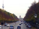 PA264528 Looking-from-Siegessaeule-column-to-Brandenburg-Gate