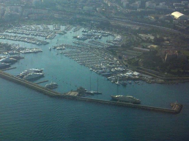 CIMG4954 FlighttoNice-over-Antibes-Quai-de-la-Grande-Plaisance