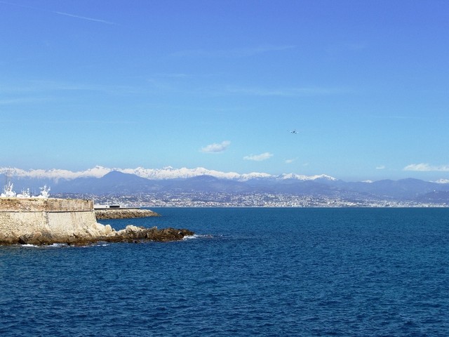 CIMG7957 Antibes-view-across-bay-to-Nice