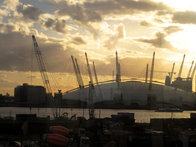 IMG 2272 O2-Centre-from-DLR-train-from-City-airport