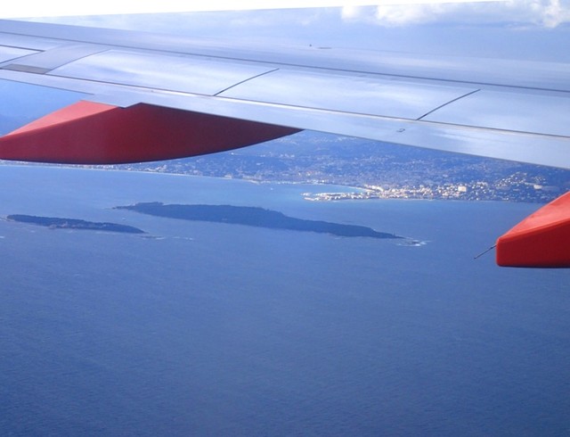 P3195450 View-from-flight-to-Nice-Cannes+Iles.de.Lerins