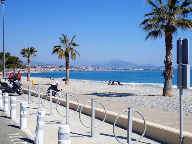 P3215502 Beach-view-from-restaurant-LaFighiere,Villeneuve-Loubet