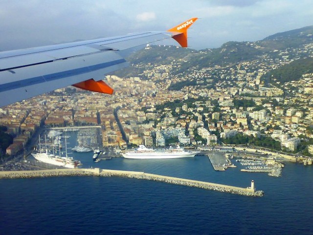 08102007039 NiceHarbour-from-plane