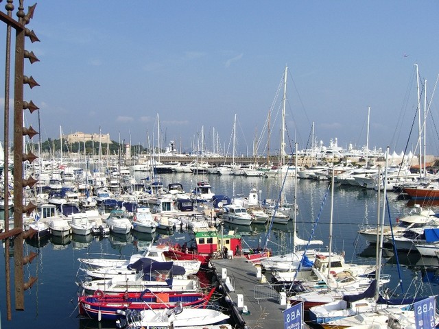 CIMG7053 Antibes-Harbour