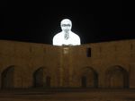 IMG 4040 Illuminated-statue-overlooking-ChantierNavalOpera-Antibes