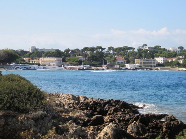 IMG 4087 Towards-Plage-de-la-Garoupe